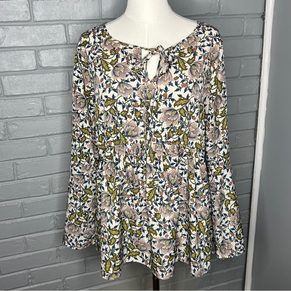 Signature Studio Tops - Floral Print Long-Sleeve Peasant Top - Cream/Olive